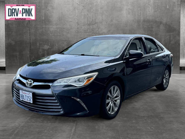 2016 Toyota Camry XLE FWD photo