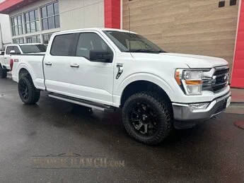 2023 Ford  XLT 4WD photo