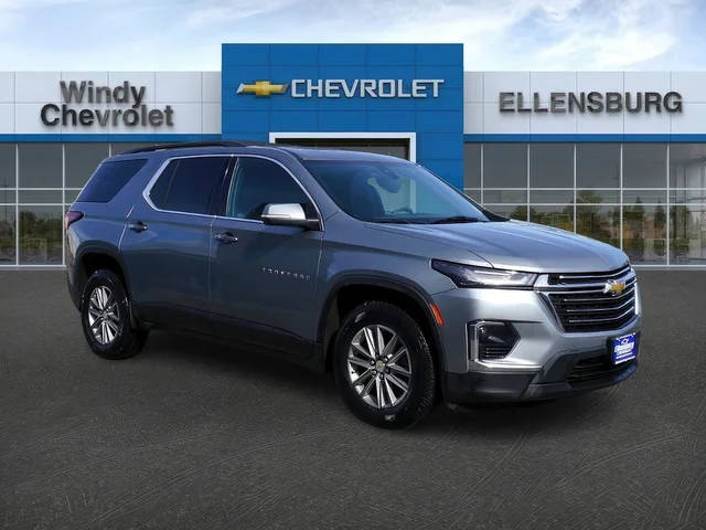 2023 Chevrolet Traverse LT Cloth AWD photo