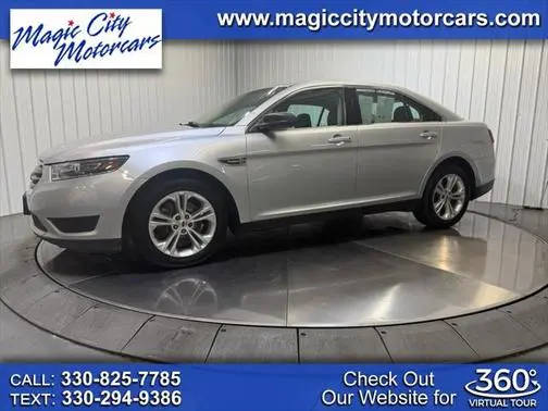 2018 Ford Taurus SE FWD photo