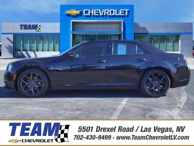 2022 Chrysler 300 300S RWD photo