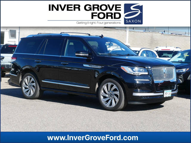 2022 Lincoln Navigator Reserve 4WD photo