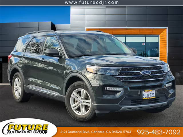 2022 Ford Explorer XLT RWD photo