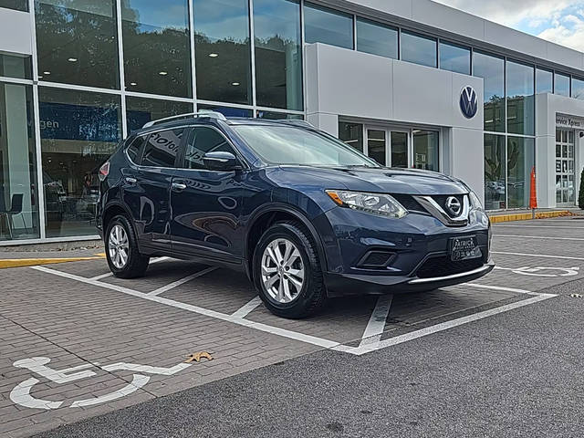 2015 Nissan Rogue SV AWD photo