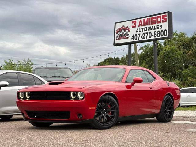 2015 Dodge Challenger SRT 392 RWD photo