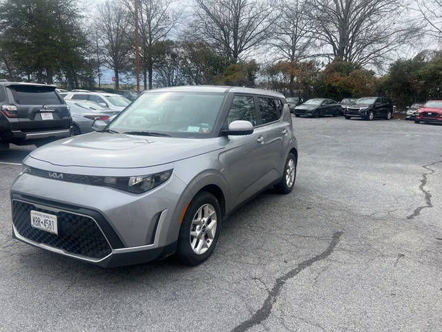 2023 Kia Soul LX FWD photo