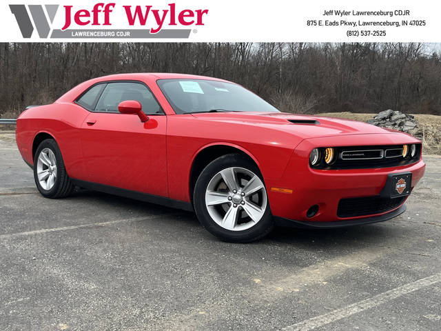 2023 Dodge Challenger SXT RWD photo