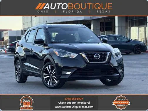 2020 Nissan Kicks SR FWD photo