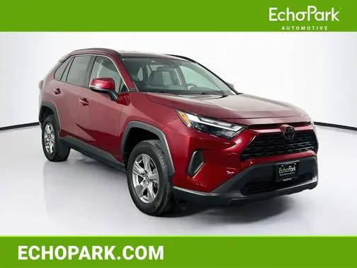 2023 Toyota RAV4 XLE AWD photo