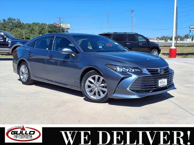 2022 Toyota Avalon XLE FWD photo