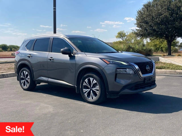 2022 Nissan Rogue SV FWD photo