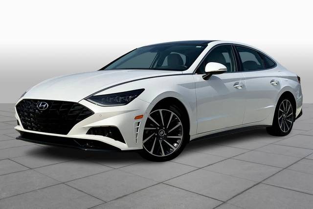 2022 Hyundai Sonata Limited FWD photo