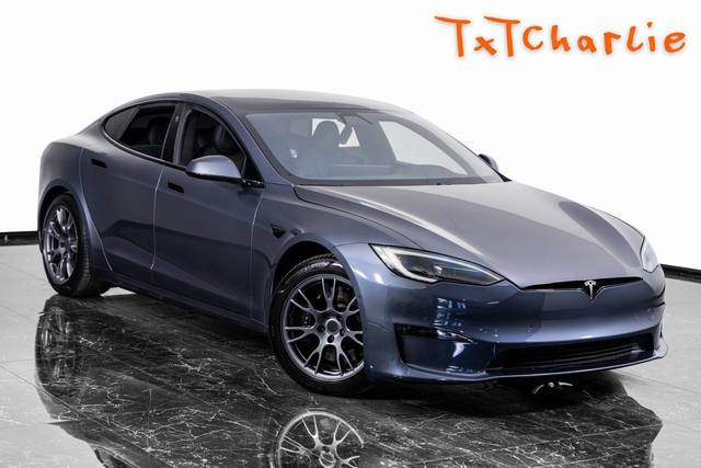 2022 Tesla Model S Plaid AWD photo