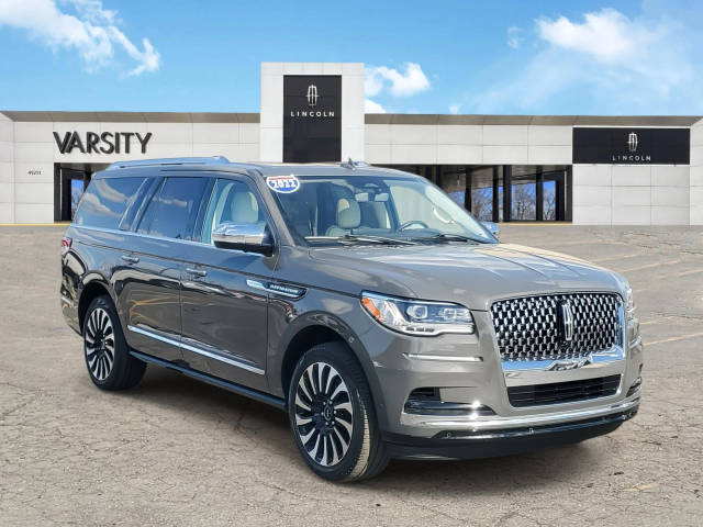 2022 Lincoln Navigator L Black Label 4WD photo