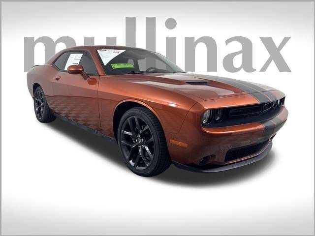 2020 Dodge Challenger SXT RWD photo