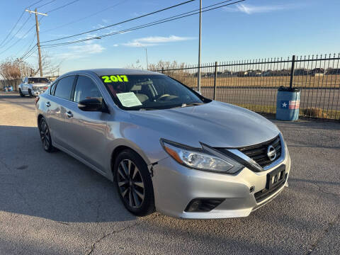 2017 Nissan Altima 2.5 SV FWD photo