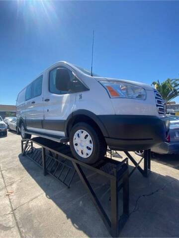 2015 Ford Transit Van  RWD photo