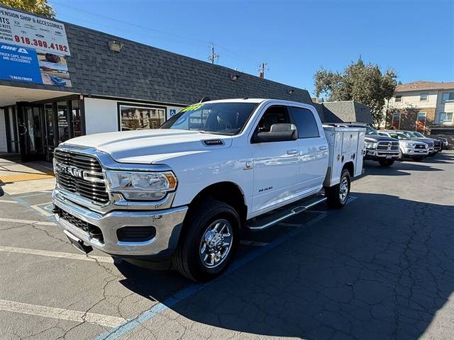 2021 Ram 3500 Big Horn 4WD photo