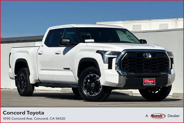 2023 Toyota Tundra SR5 4WD photo