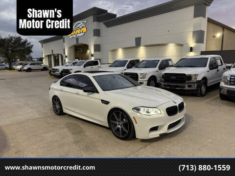 2015 BMW M5 RWD photo