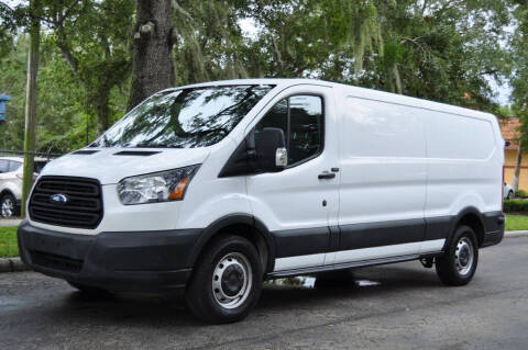 2017 Ford Transit Van  RWD photo