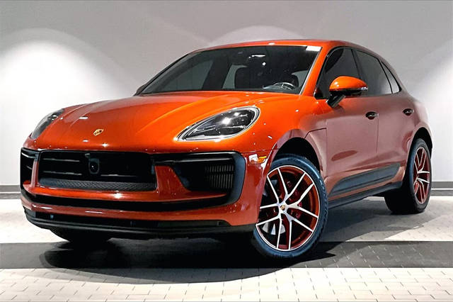 2022 Porsche Macan S AWD photo