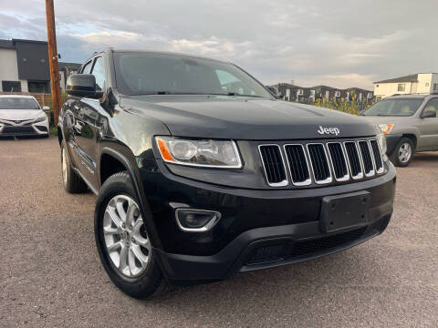 2015 Jeep Grand Cherokee Laredo 4WD photo