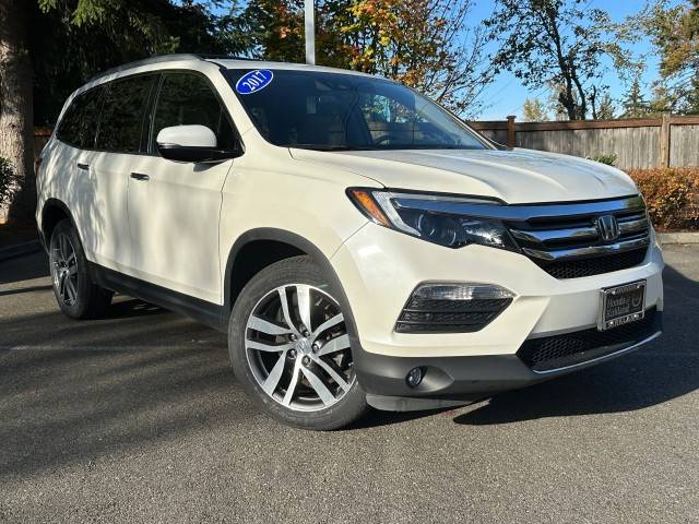 2017 Honda Pilot Elite AWD photo