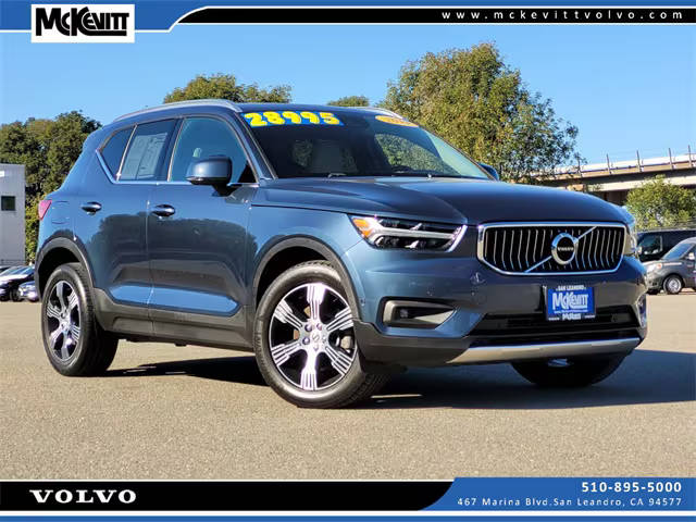 2019 Volvo XC40 Inscription FWD photo