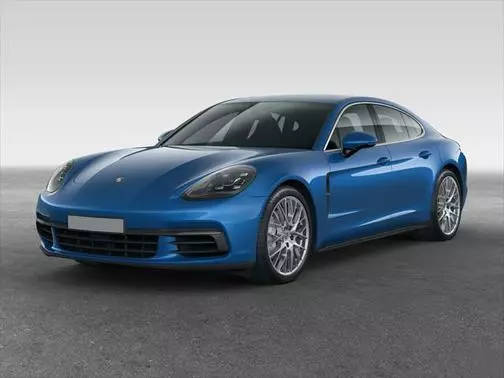 2018 Porsche Panamera 4S Executive AWD photo