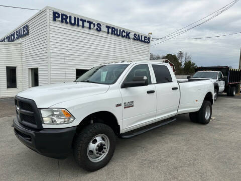 2016 Ram 3500 Tradesman 4WD photo