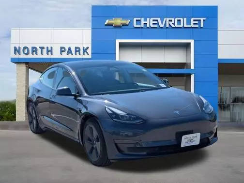 2021 Tesla Model 3 Standard Range Plus RWD photo