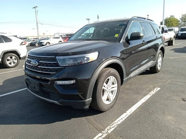 2023 Ford Explorer XLT 4WD photo