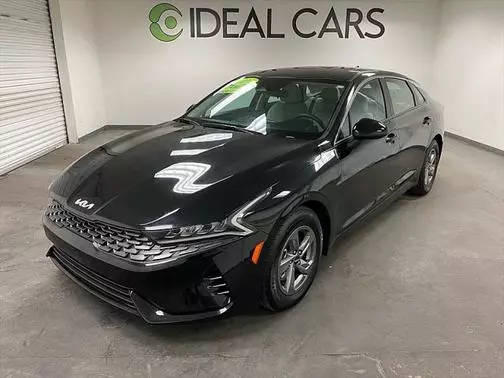 2022 Kia K5 LXS FWD photo