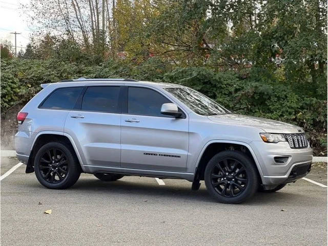 2018 Jeep Grand Cherokee Altitude 4WD photo