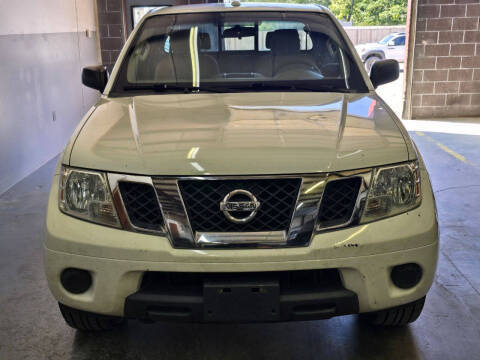 2015 Nissan Frontier PRO-4X 4WD photo