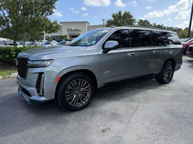 2023 Cadillac Escalade ESV AWD V-Series AWD photo