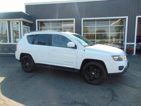 2015 Jeep Compass Latitude 4WD photo