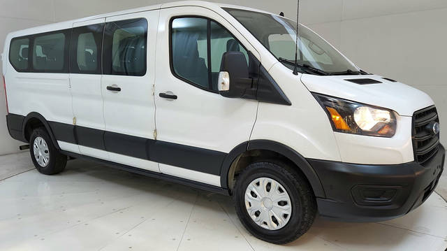 2021 Ford Transit Passenger Wagon  RWD photo