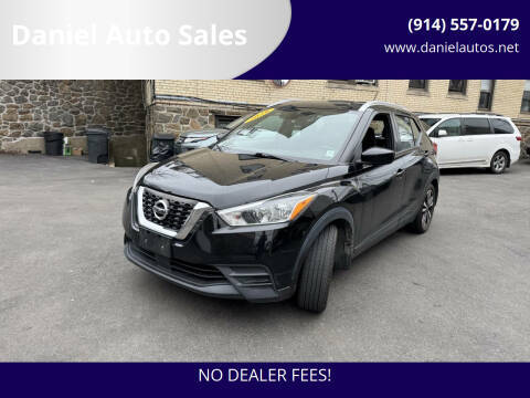 2020 Nissan Kicks SV FWD photo