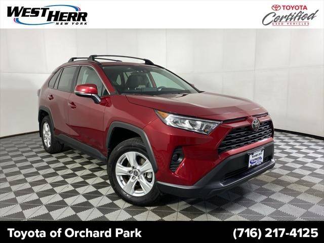 2021 Toyota RAV4 XLE AWD photo