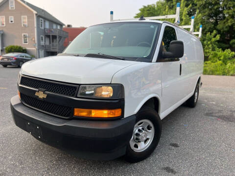 2018 Chevrolet Express Cargo  RWD photo