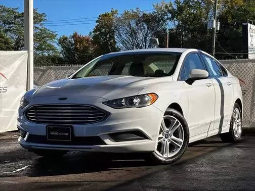 2018 Ford Fusion SE FWD photo