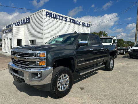 2017 Chevrolet Silverado 2500HD LTZ 4WD photo