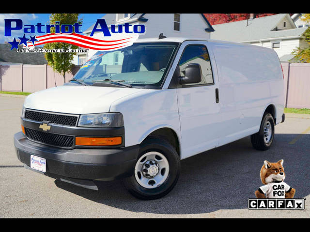 2019 Chevrolet Express Cargo  RWD photo