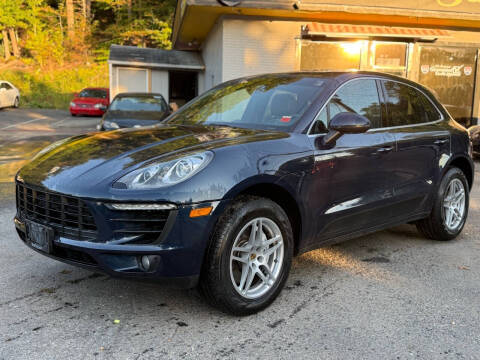 2015 Porsche Macan S AWD photo