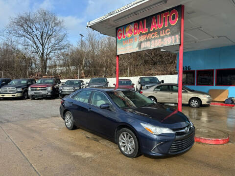 2016 Toyota Camry XLE FWD photo