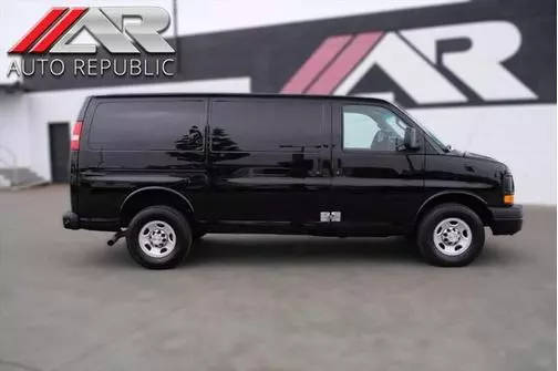 2016 Chevrolet Express Cargo  RWD photo