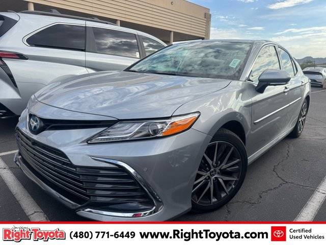 2022 Toyota Camry Hybrid XLE FWD photo