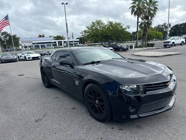 2015 Chevrolet Camaro LT RWD photo